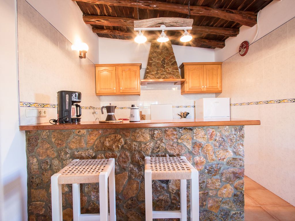 0bc47e30-6993-49f1-90f2-cda85983ba1e.c10